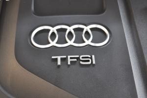 車屁股的字母啥意思? 車屁股的字母啥意思?